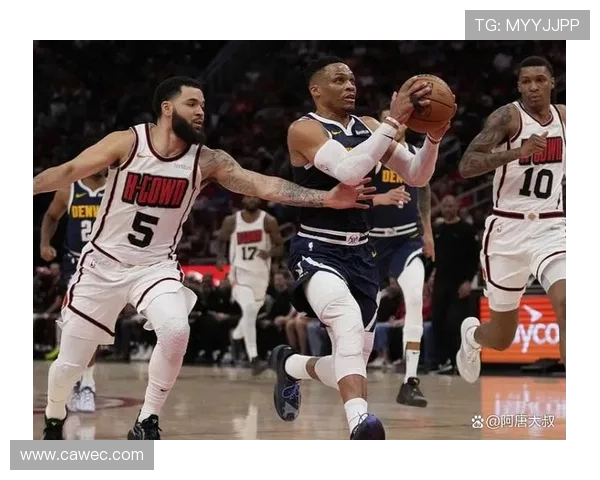 2018年NBA季后赛火箭与爵士第四场激战回顾与精彩瞬间分析