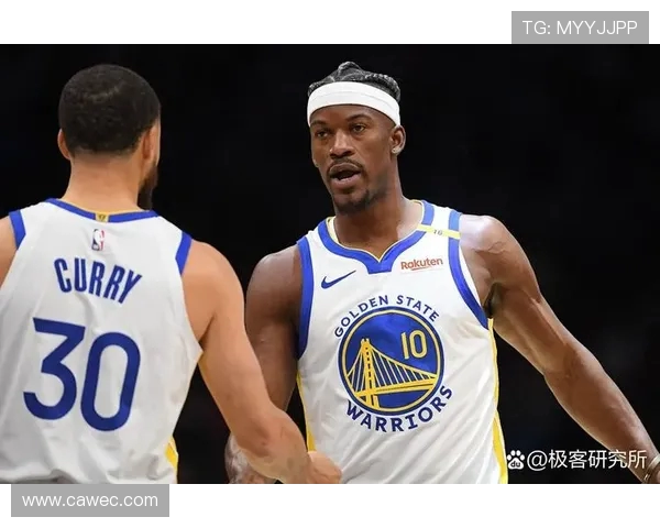 勇士与篮网即将对决赛前热身分析与球员状态前瞻