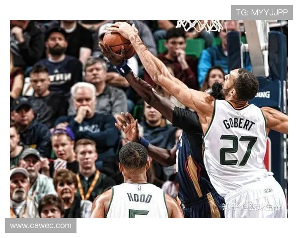 多诺万米切尔引领球队崛起展现超凡篮球才华与领导力