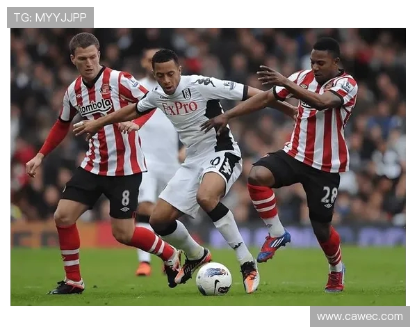 富勒姆与女王巡游的激烈对决展现英超球队的实力与魅力