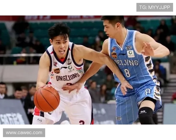 广州龙狮迎战江苏队全力争胜展现篮球魅力与团队精神