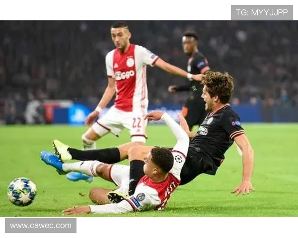 罗马与巴黎圣日门的巅峰对决谁能在欧战中笑到最后 罗马与巴黎圣日门的巅峰对决谁能在欧战中笑到最后