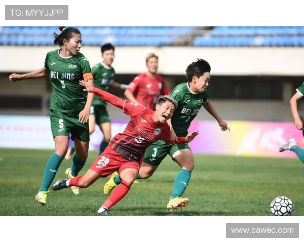 全国锦标赛最新积分榜北京足球队强势领跑以70分稳居第一